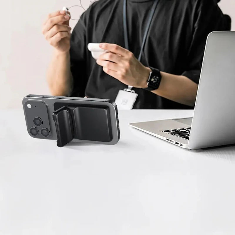 Green Lion W3 Magsafe Wallet Card Holder